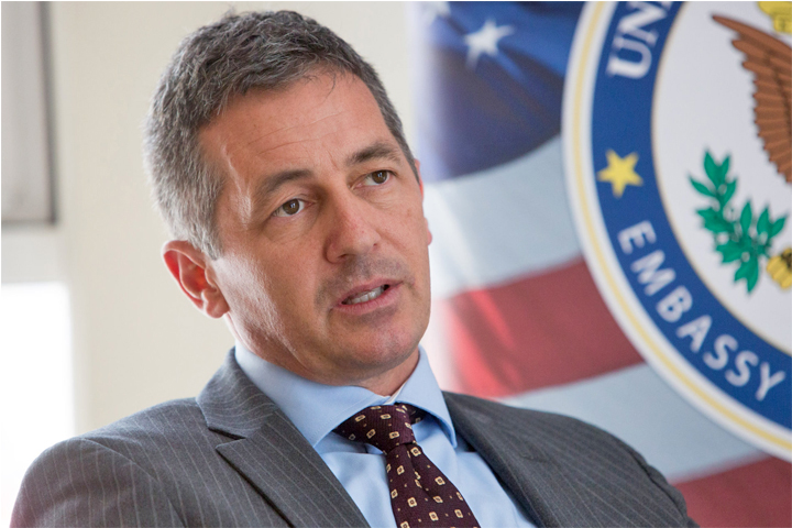 भ्रामक सूचना र दुष्प्रचारले निर्वाचन र लोकतन्त्रलाई हानी पुर्‍याउँछ : राजदूत बेरी